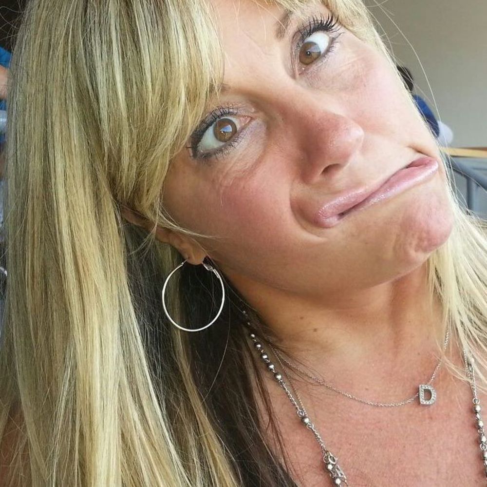 Meet your Posher, Denise